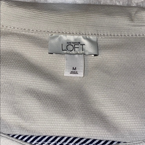 Loft Beige Ruffle Jacket Size M - Picture 9 of 9